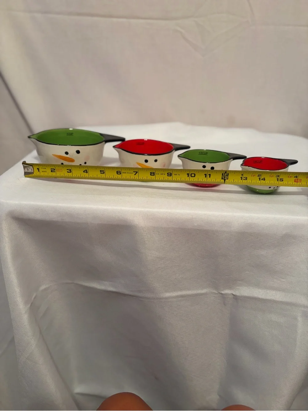 Set of 4 Snowman Measuring Cups - Festive Red & Green Interiors